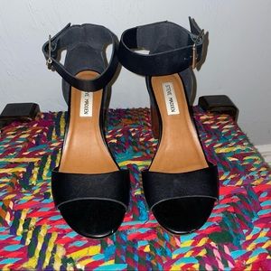 Steve Madden Black Heels with woodblock heel